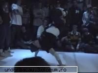 3onFLOOR ÃƒÂ¢Ã¢â€šÂ¬Ã¢â‚¬Å“ STRUGGLE SENSE / PICS - OBie - BBOY'ing