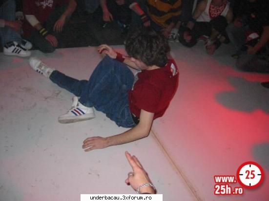 3onFLOOR ÃƒÂ¢Ã¢â€šÂ¬Ã¢â‚¬Å“ STRUGGLE SENSE / PICS - 3onFLOOR ÃƒÂ¢Ã¢â€ - BBOY'ing