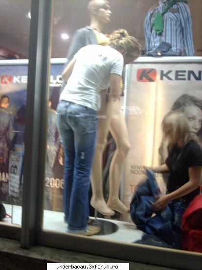 ooohh.. da! sariti cu oferete.. cam nashpa, ca in catunul asta nu prea ai d ales . . . :x chat langa